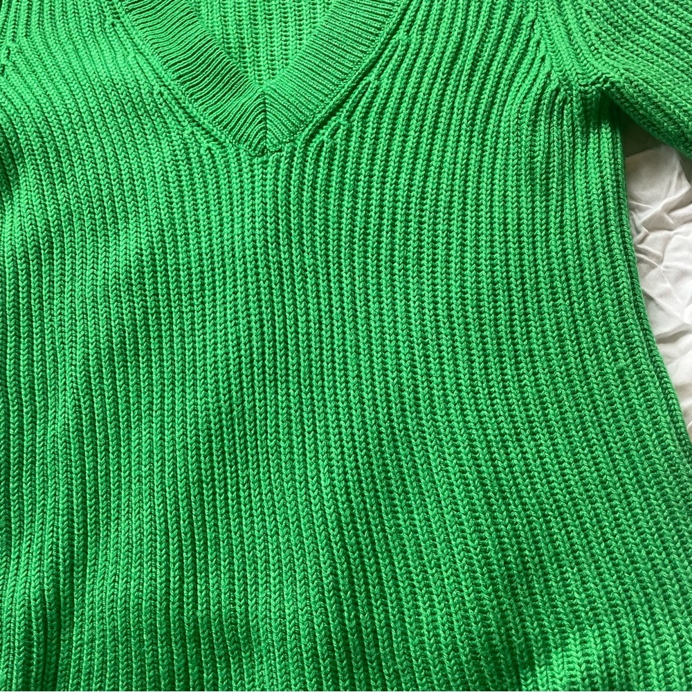 Aritzia Babaton 100% Merino Wool Roger Sweater in Forest Green Size XXS - Picture 6 of 7